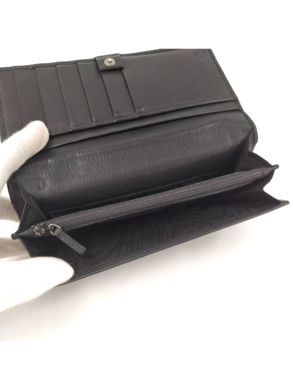 Gucci Locking Wallet Black - Picture 3 of 9